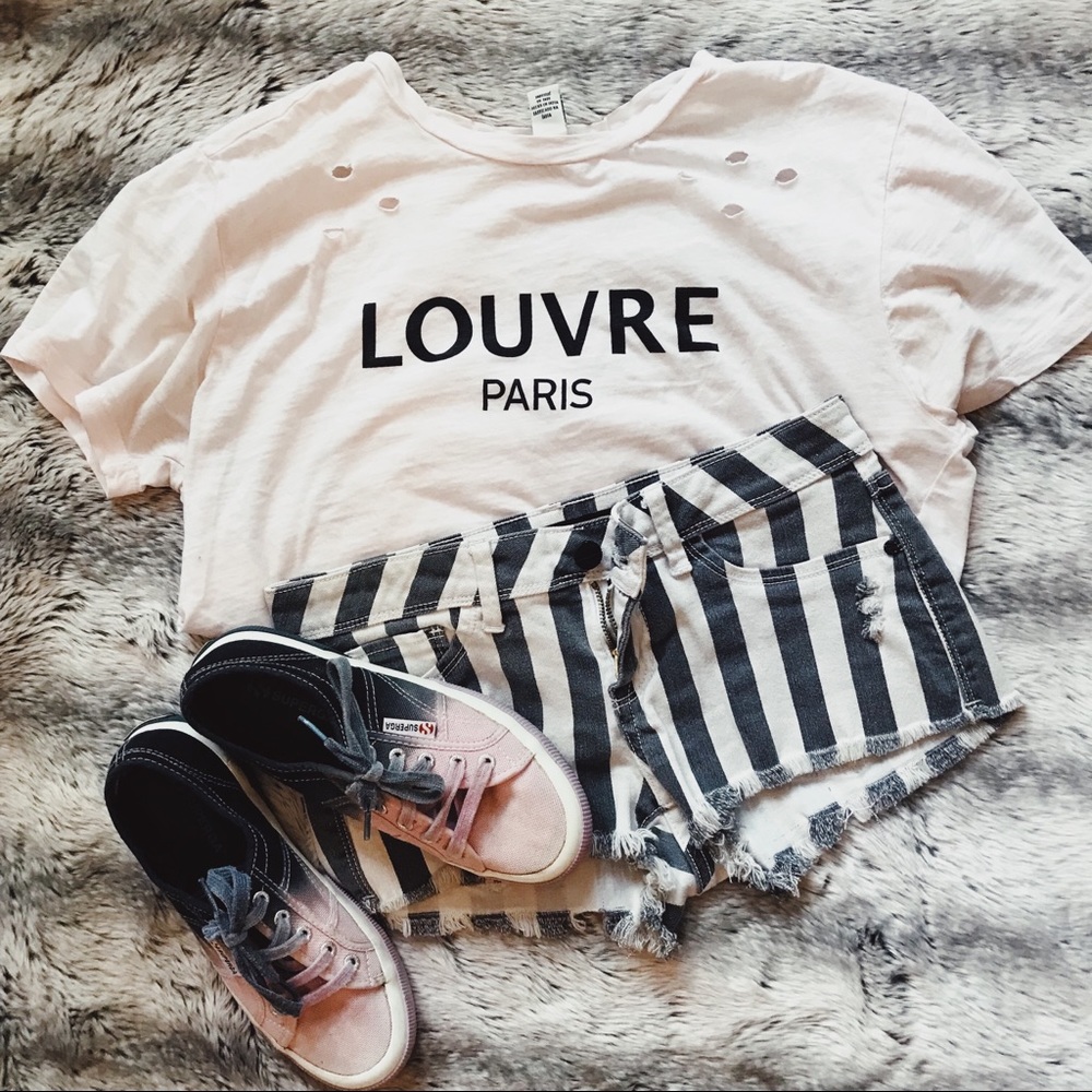 💫3 for $30 | Gray & White Stripped Shorts